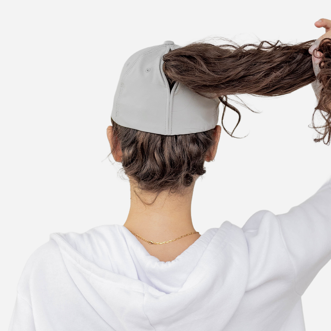 Delvau® Ponytail Cap